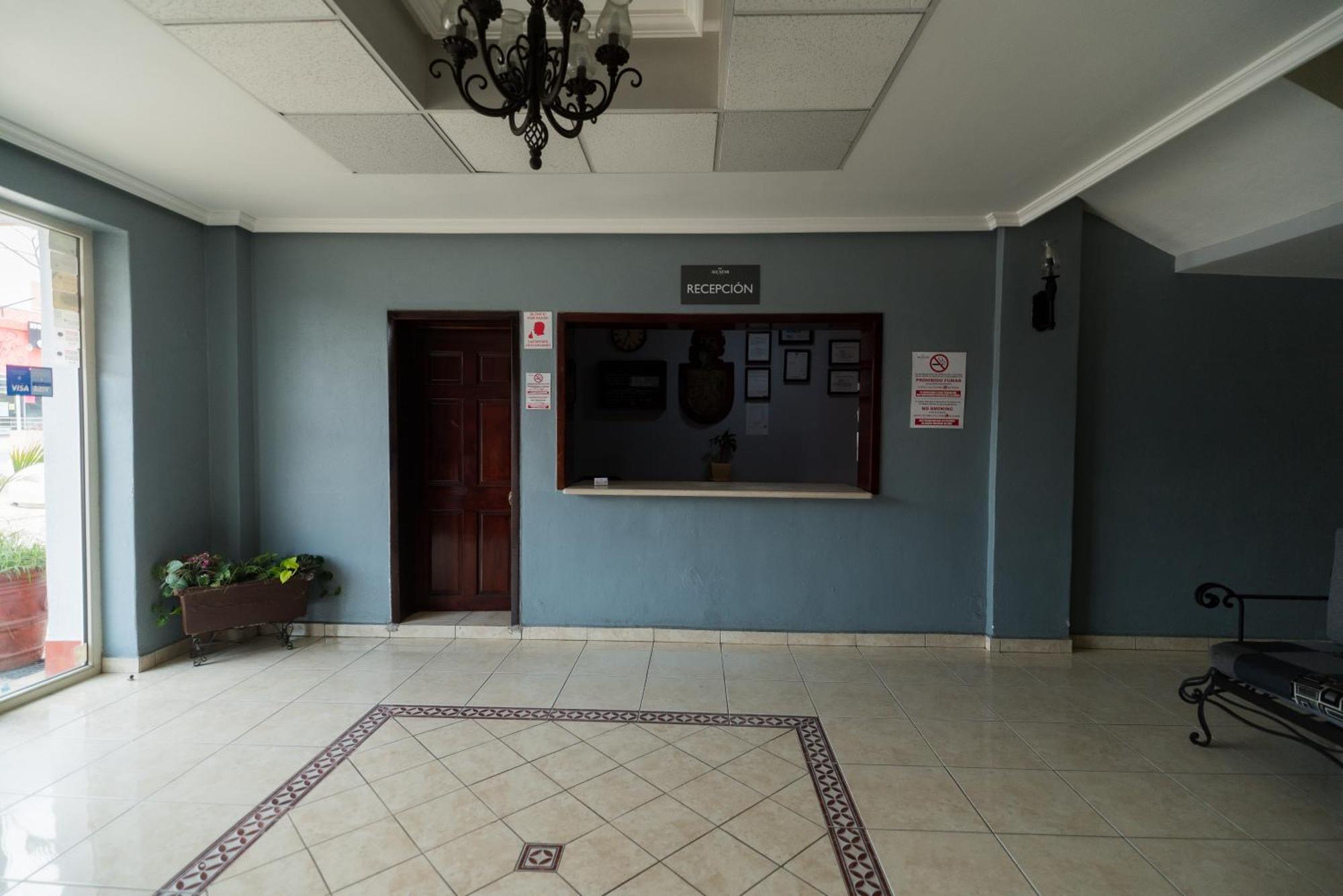 Hotel Alcazar - Guadalajara Centro Historico Eksteriør bilde